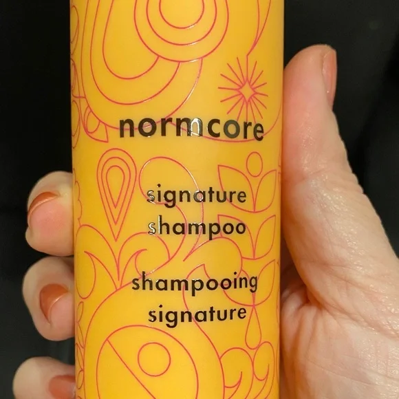 Amika Normcore Shampoo - Picture 4 of 4